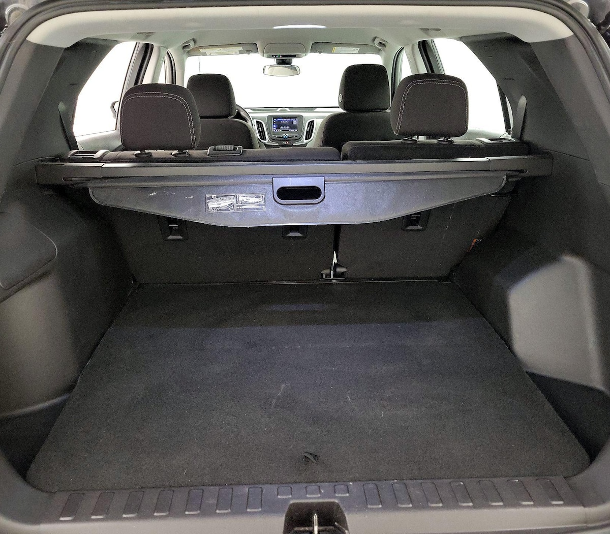 Trunk/Cargo (Seats Up)
