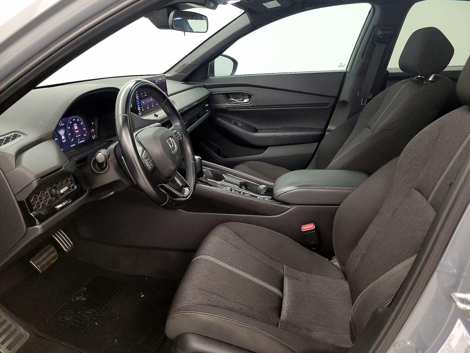 Power Seat(s) & Side Airbags