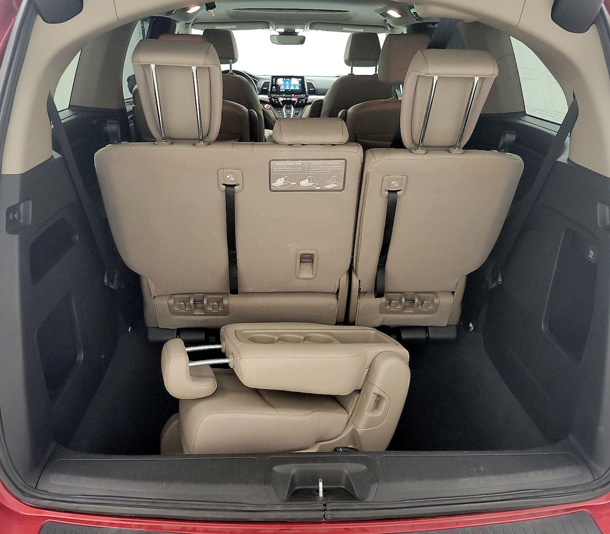 Trunk/Cargo (Seats Up)