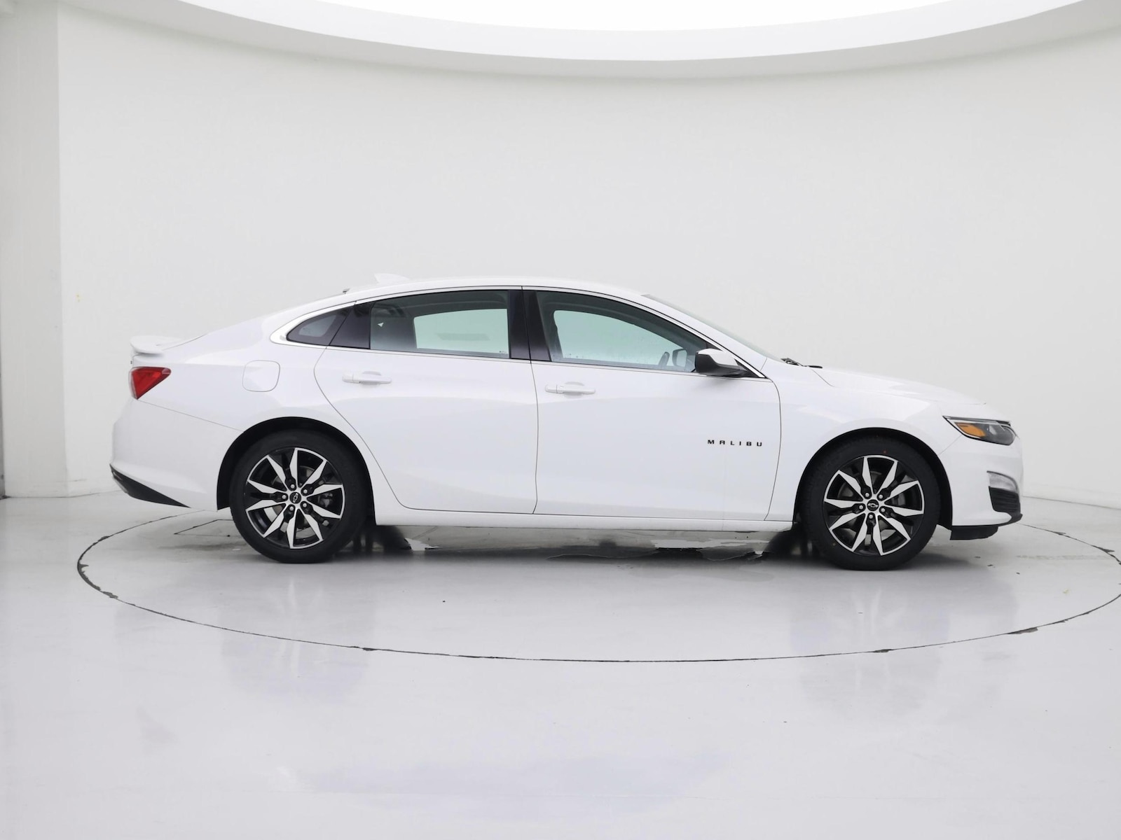 2022 Chevrolet Malibu RS - Photo 8