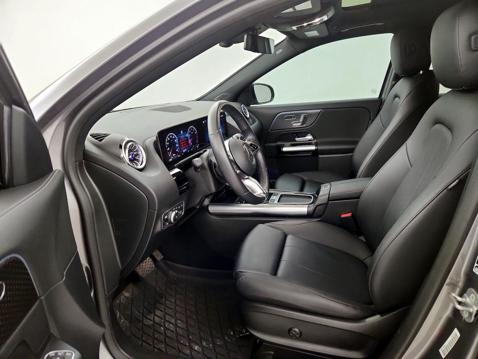 2025 Mercedes-Benz GLA GLA250 - Photo 12