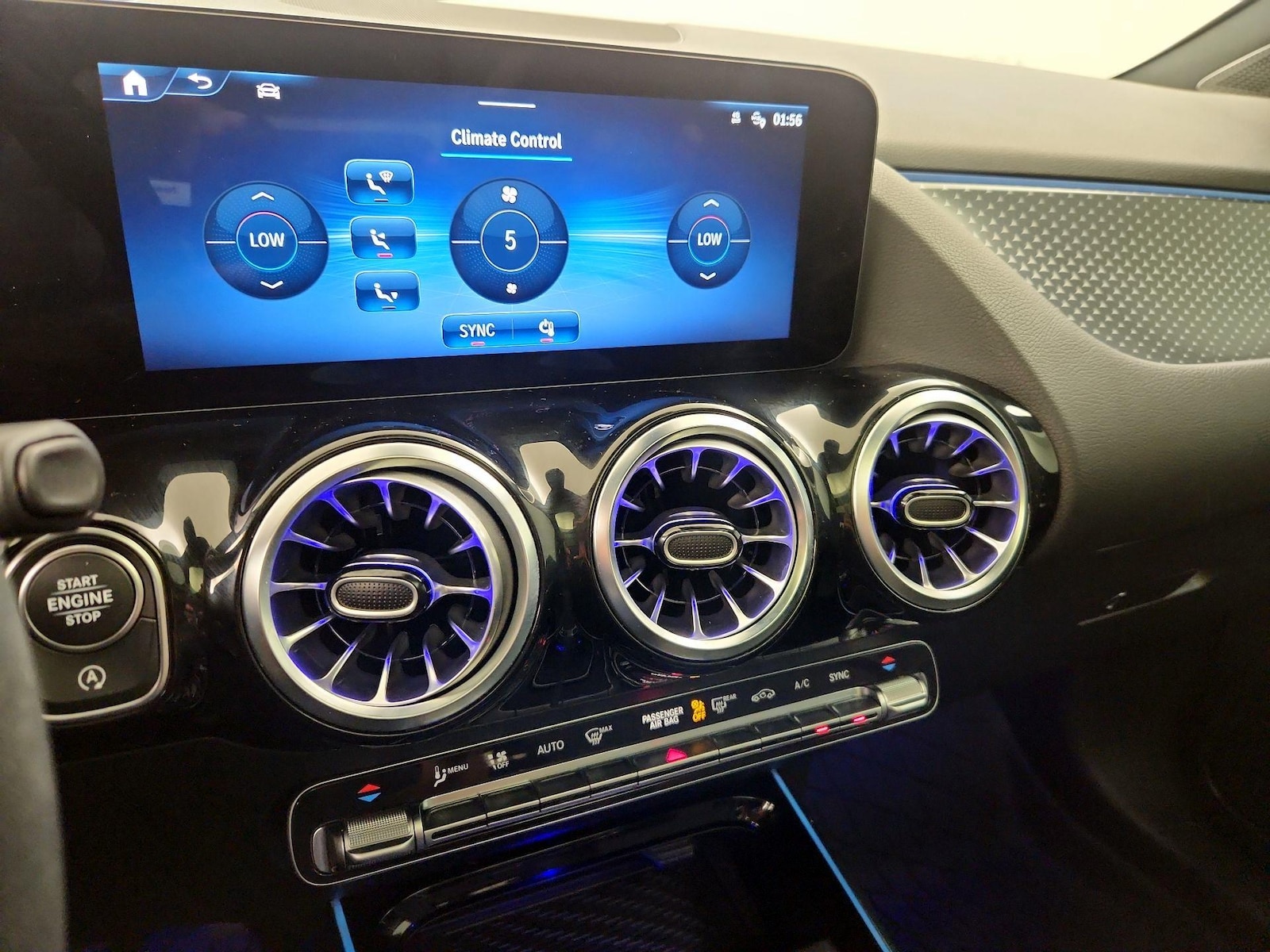 2025 Mercedes-Benz GLA GLA250 - Photo 17