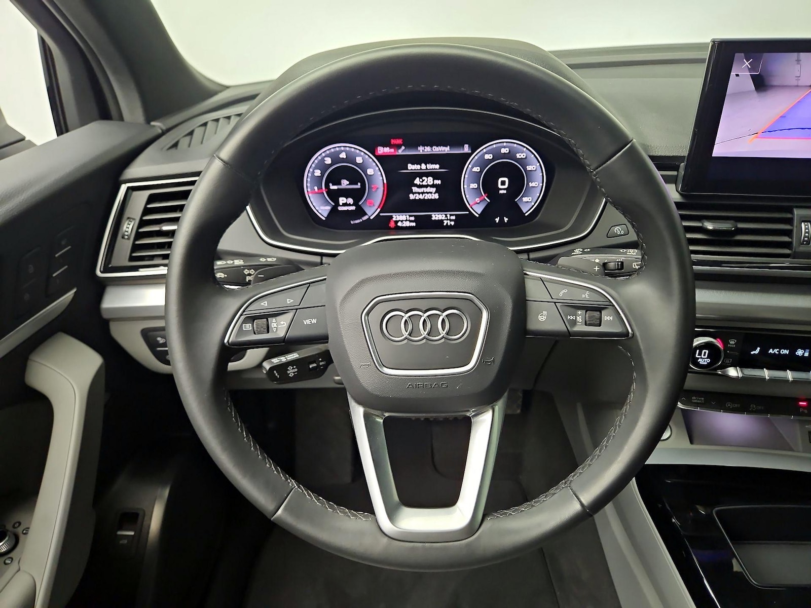 2024 Audi Q5 Premium - Photo 11
