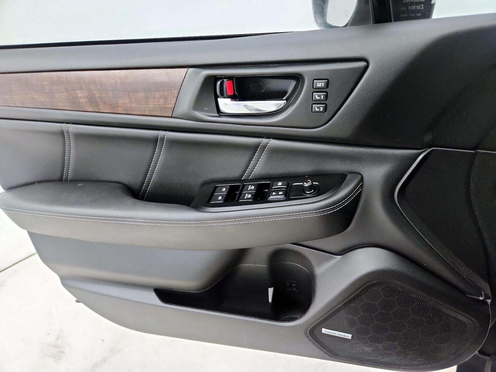 2019 Subaru Outback Limited - Photo 13