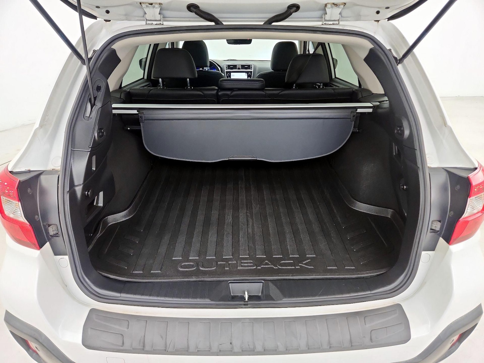 2019 Subaru Outback Limited - Photo 23