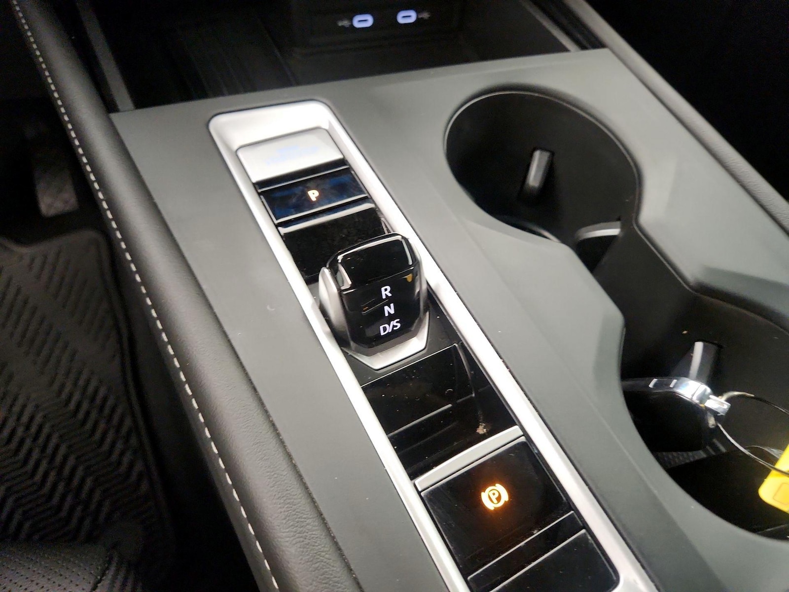 2025 Volkswagen Atlas Cross Sport SE - Photo 18