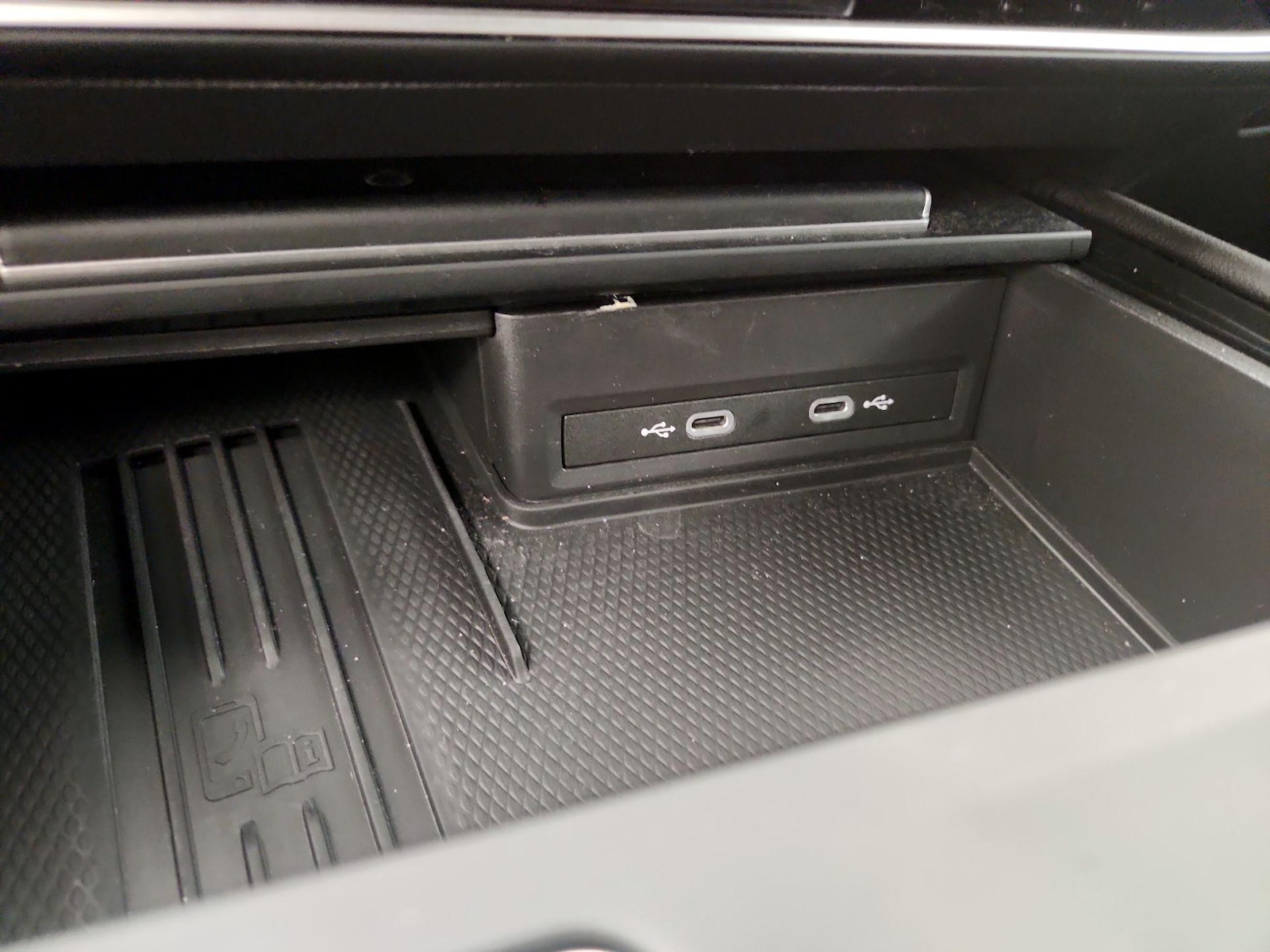 2025 Volkswagen Atlas Cross Sport SE - Photo 19
