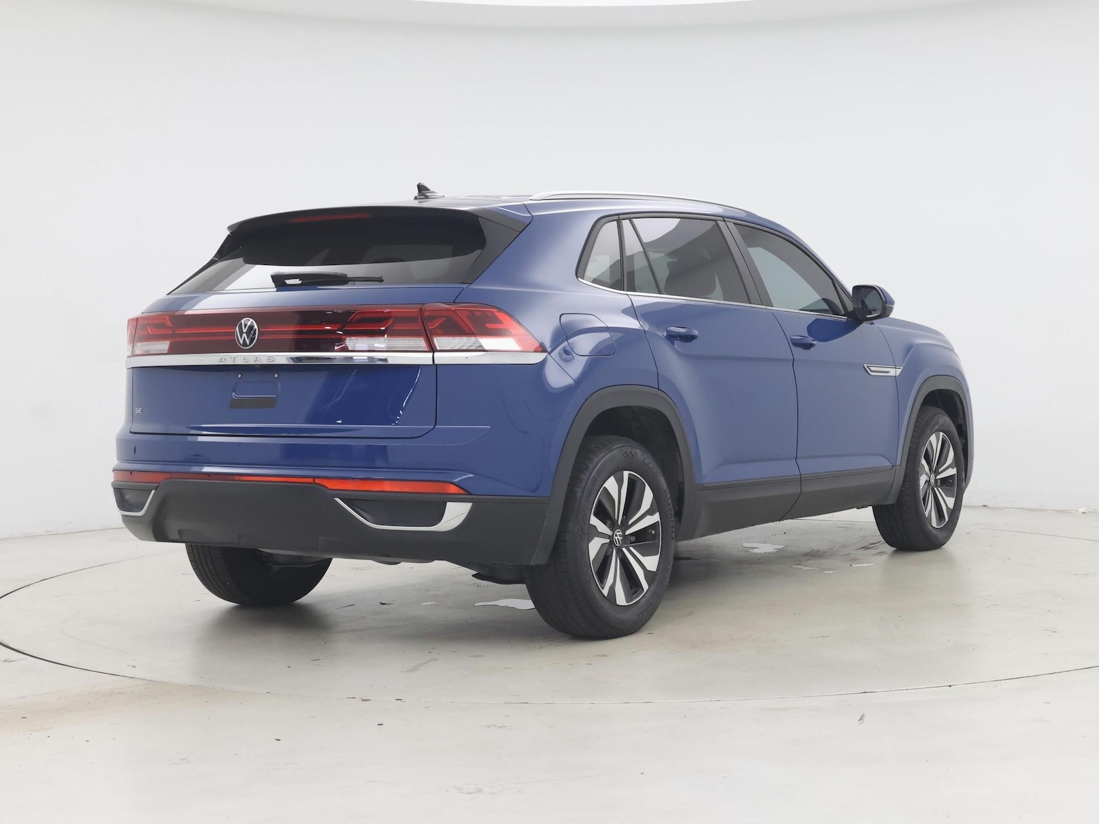 2025 Volkswagen Atlas Cross Sport SE - Photo 9