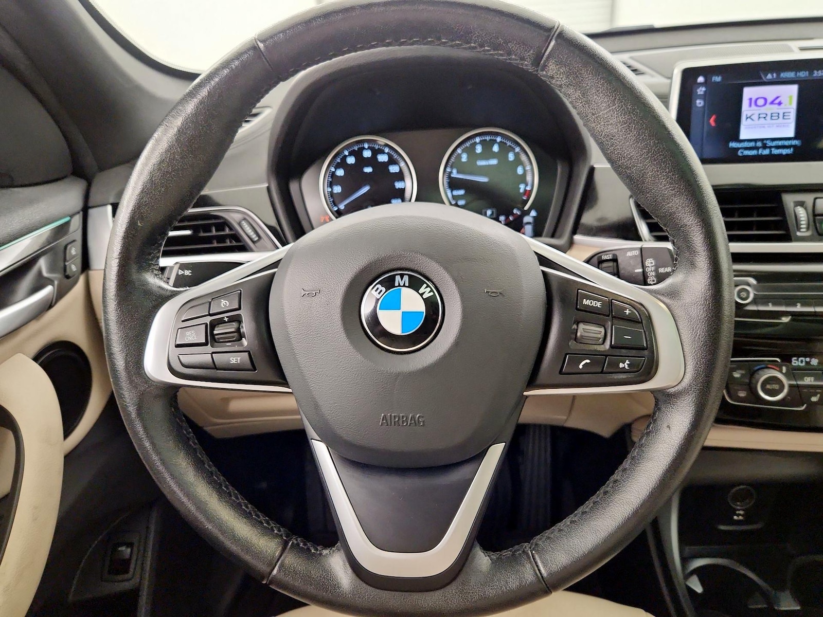 2021 BMW X1 28i - Photo 11
