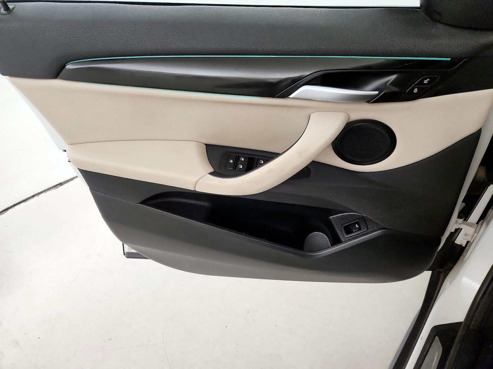 2021 BMW X1 28i - Photo 13