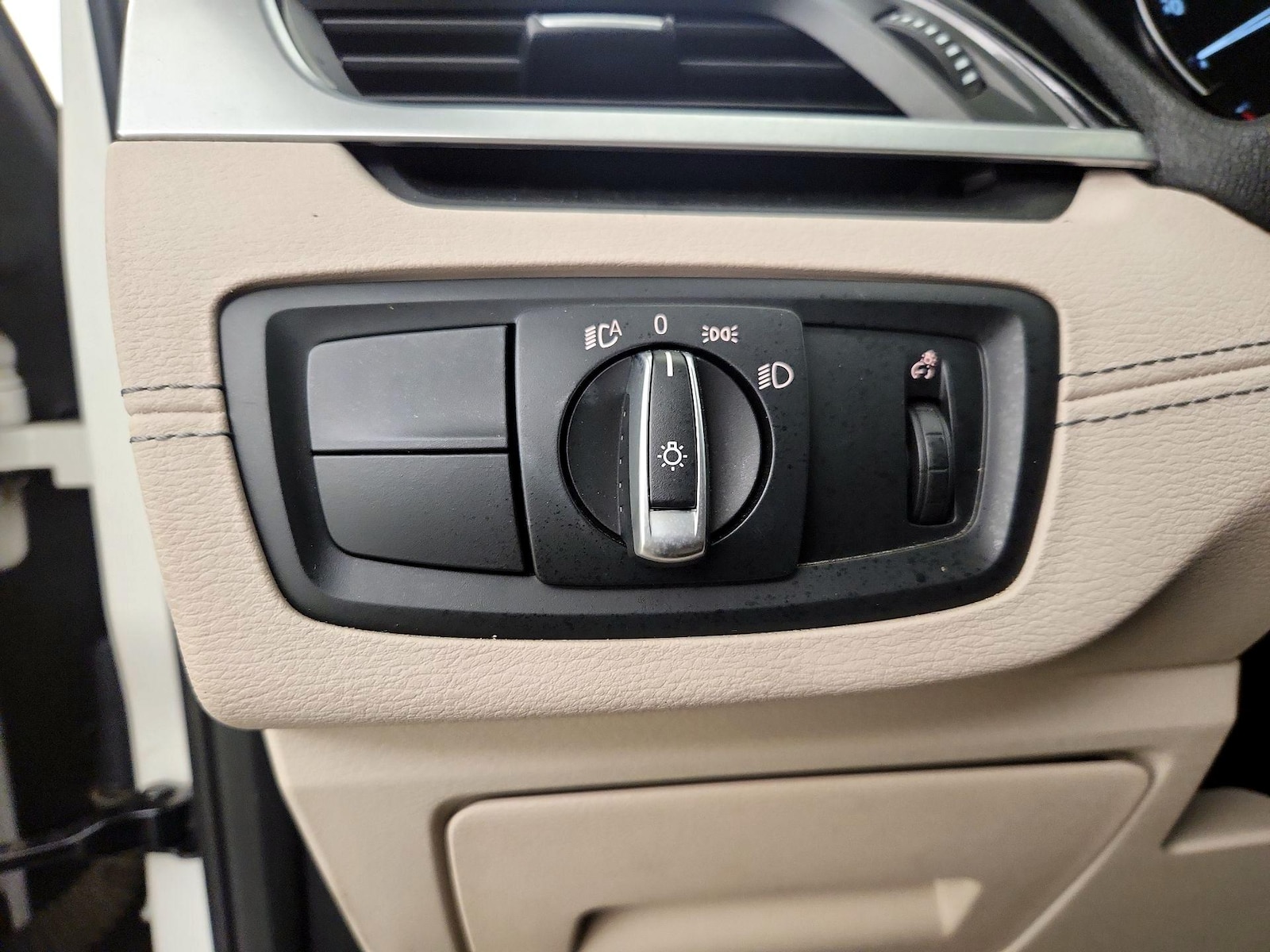 2021 BMW X1 28i - Photo 14