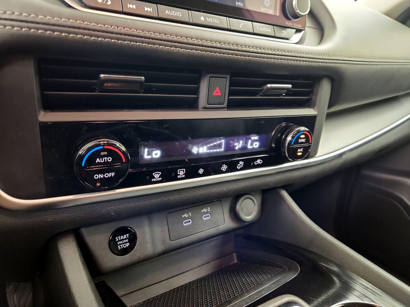 2025 Nissan Rogue SV - Photo 17