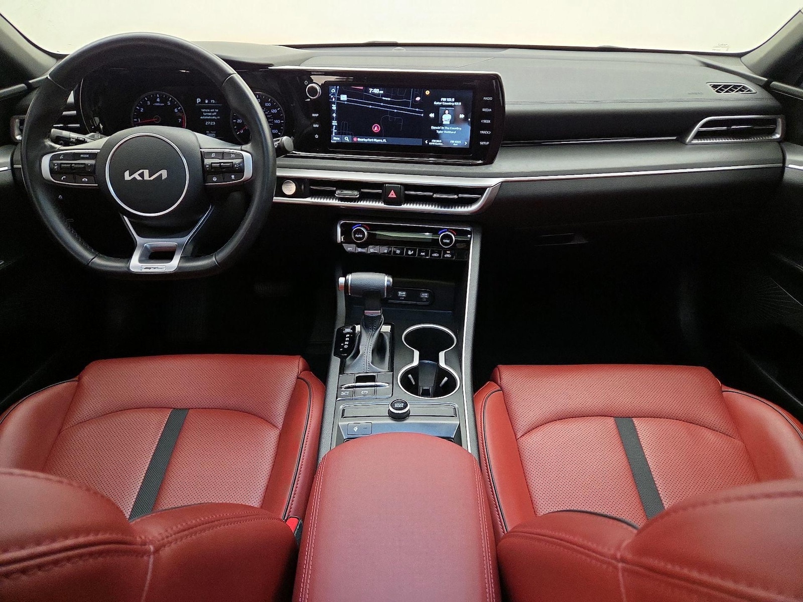 Apple CarPlay® & Android Auto™