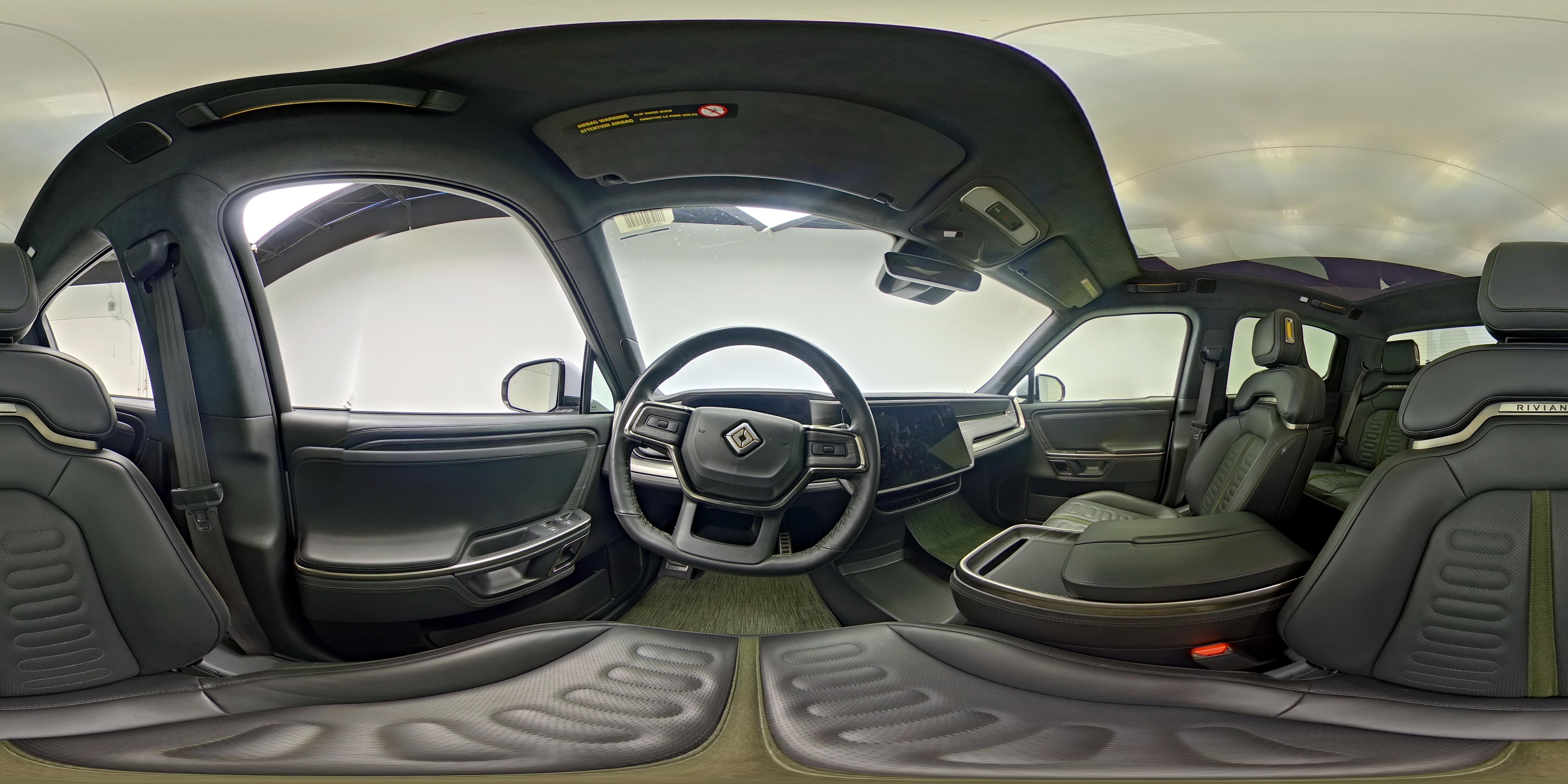 2023 Rivian R1T Adventure - Photo 24