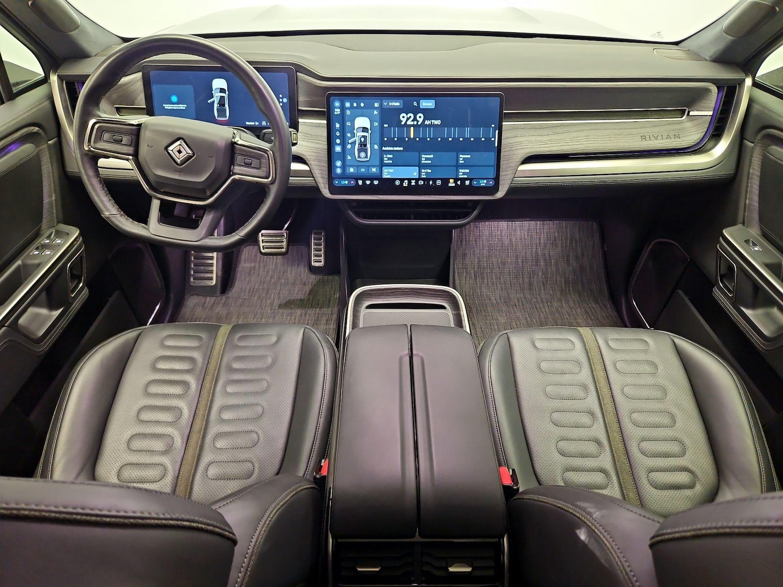 2023 Rivian R1T Adventure - Photo 10
