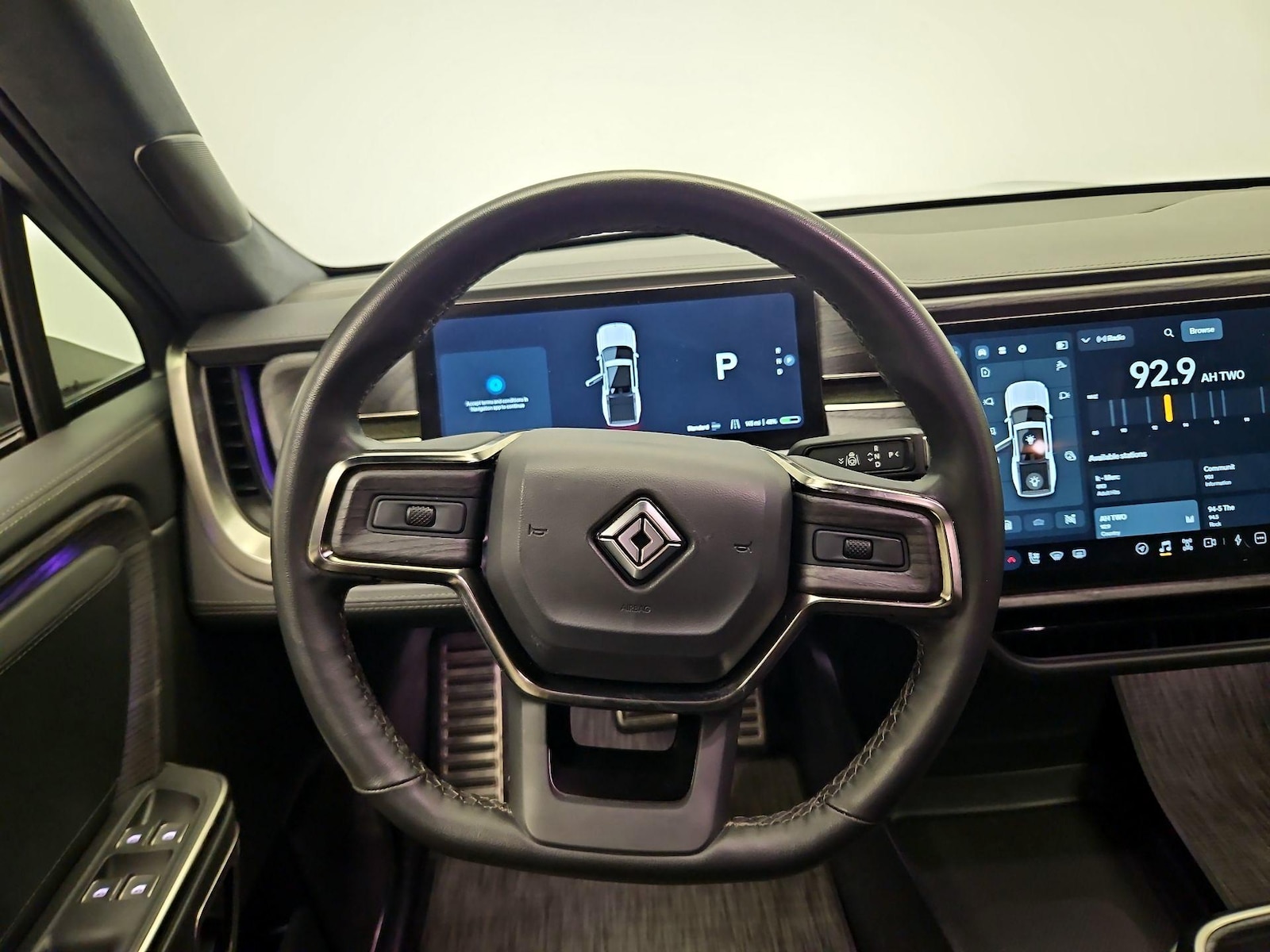 2023 Rivian R1T Adventure - Photo 11