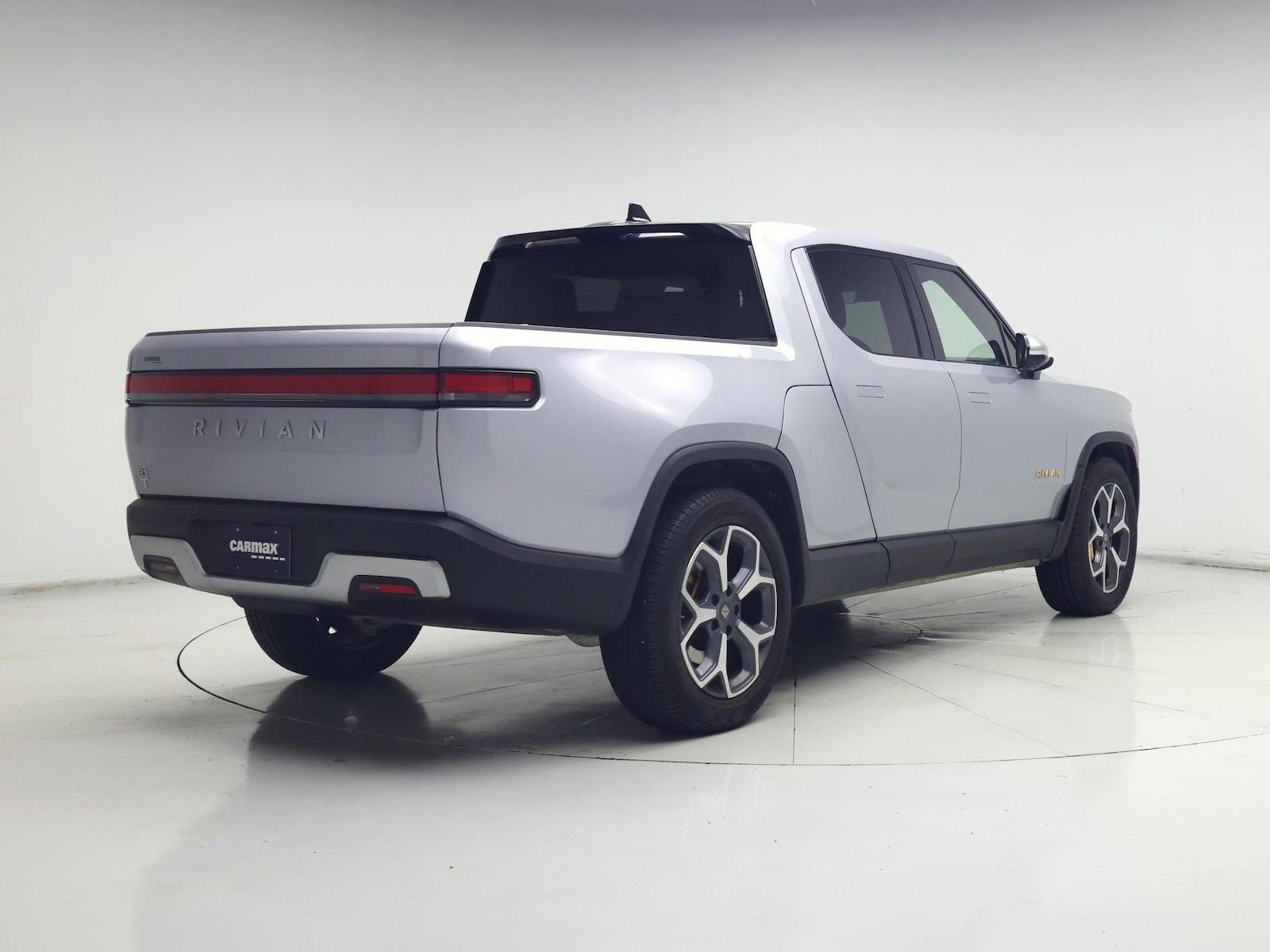 2023 Rivian R1T Adventure - Photo 9