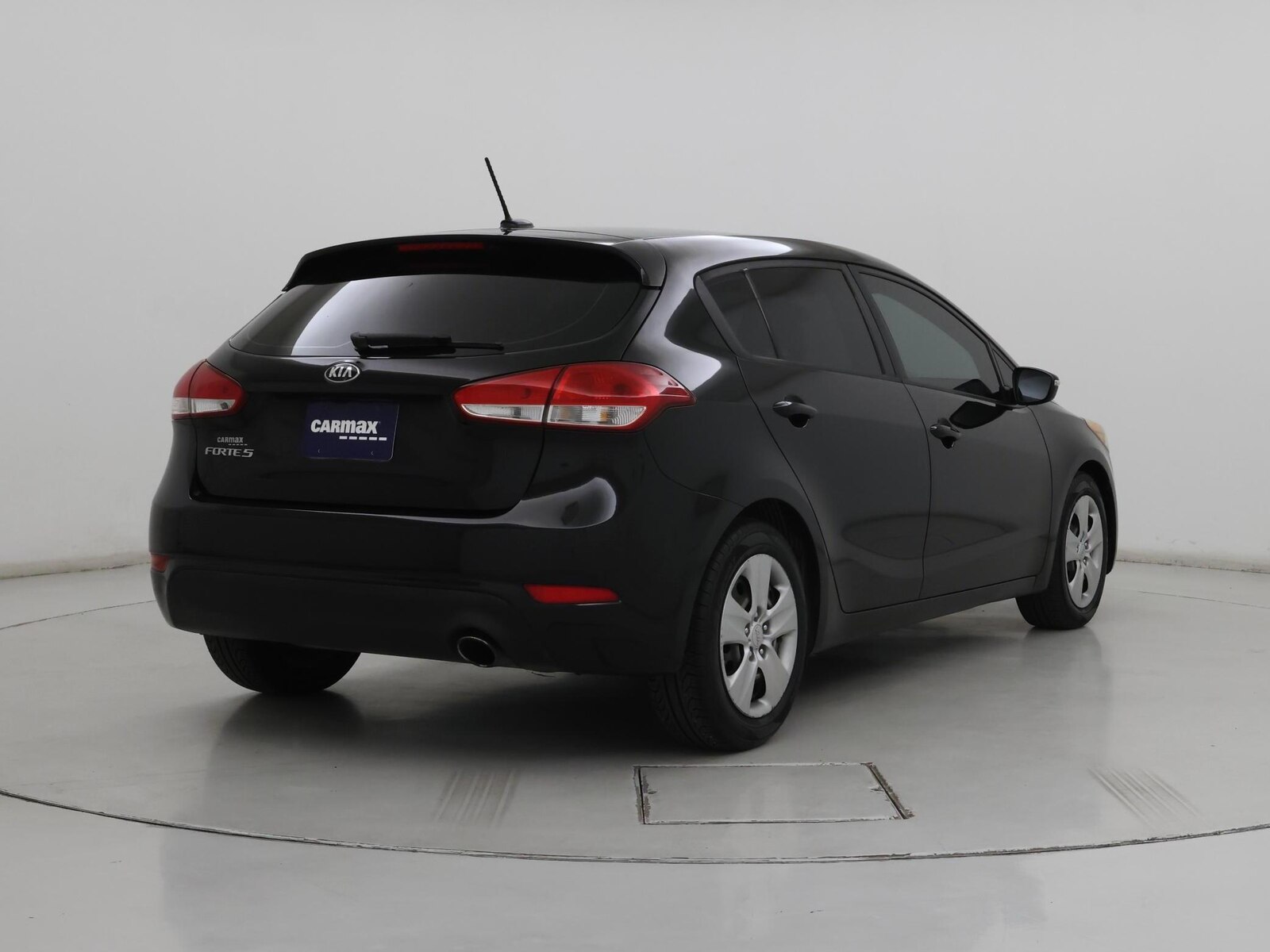 2016 Kia Forte5 LX - Photo 9