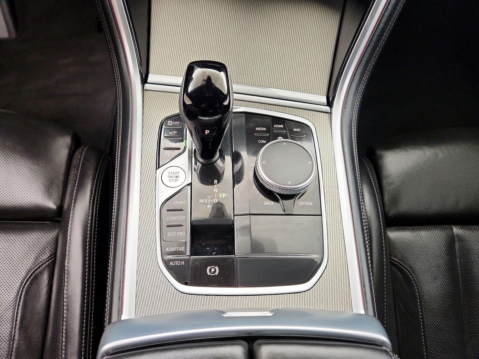 2023 BMW 8 Series 840i - Photo 18