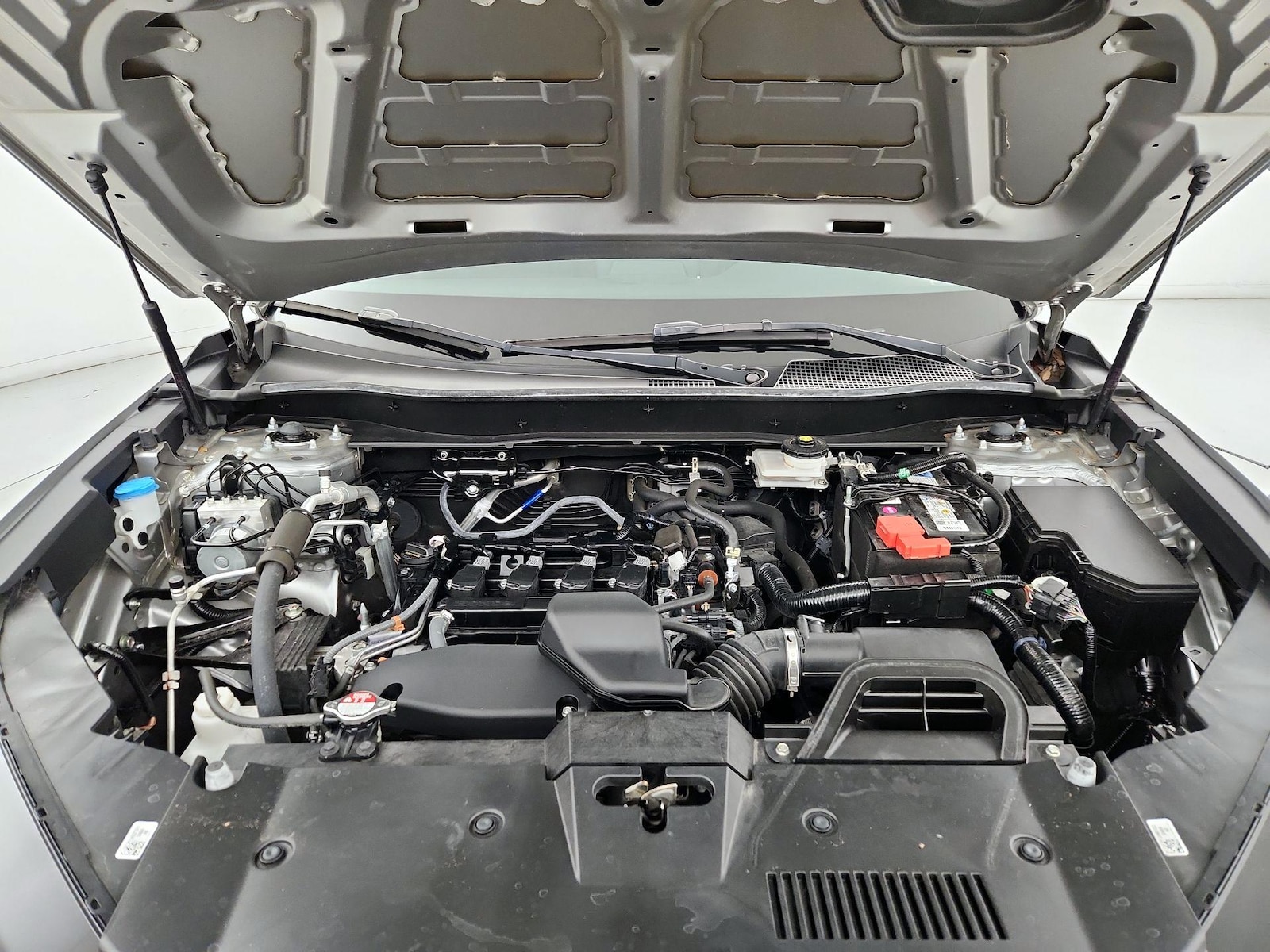 2025 Honda CR-V LX - Photo 22