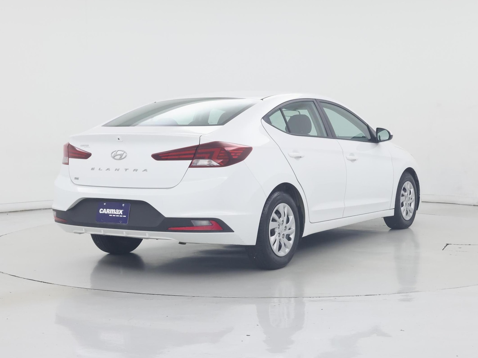 2019 Hyundai Elantra SE - Photo 9