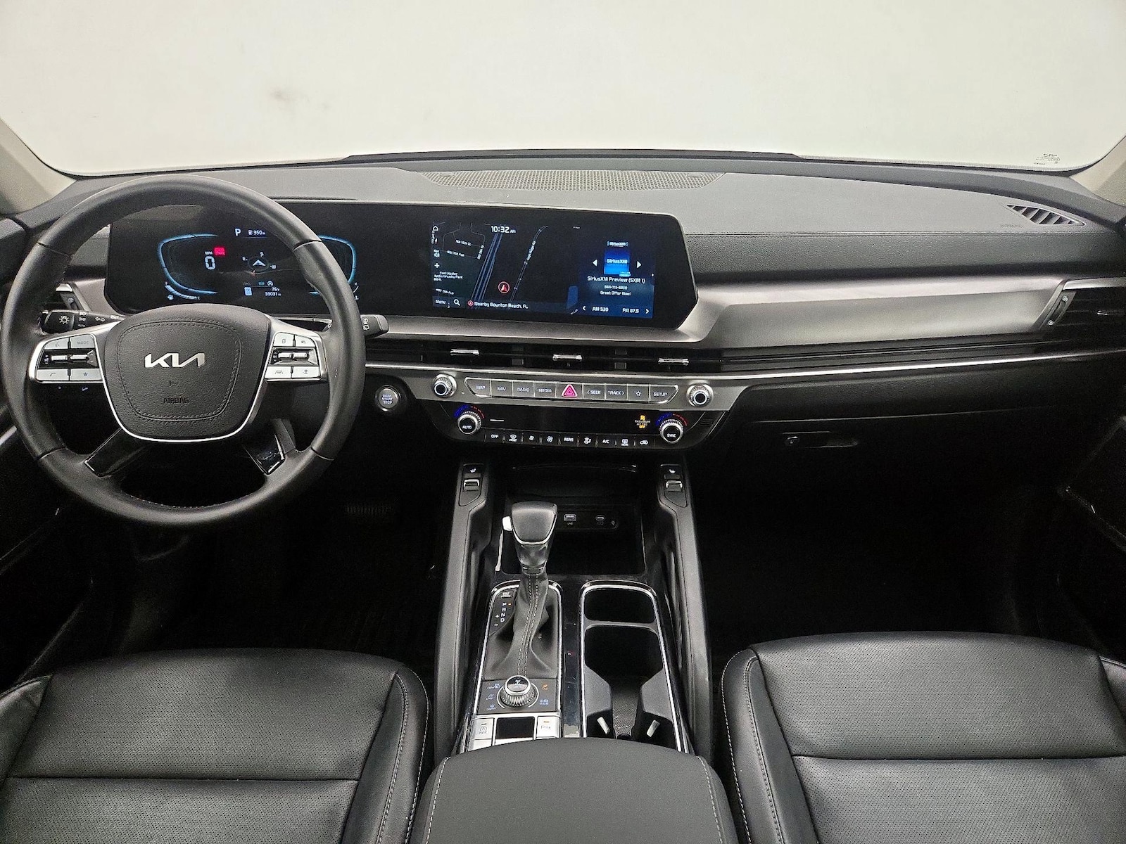 Apple CarPlay® & Android Auto™