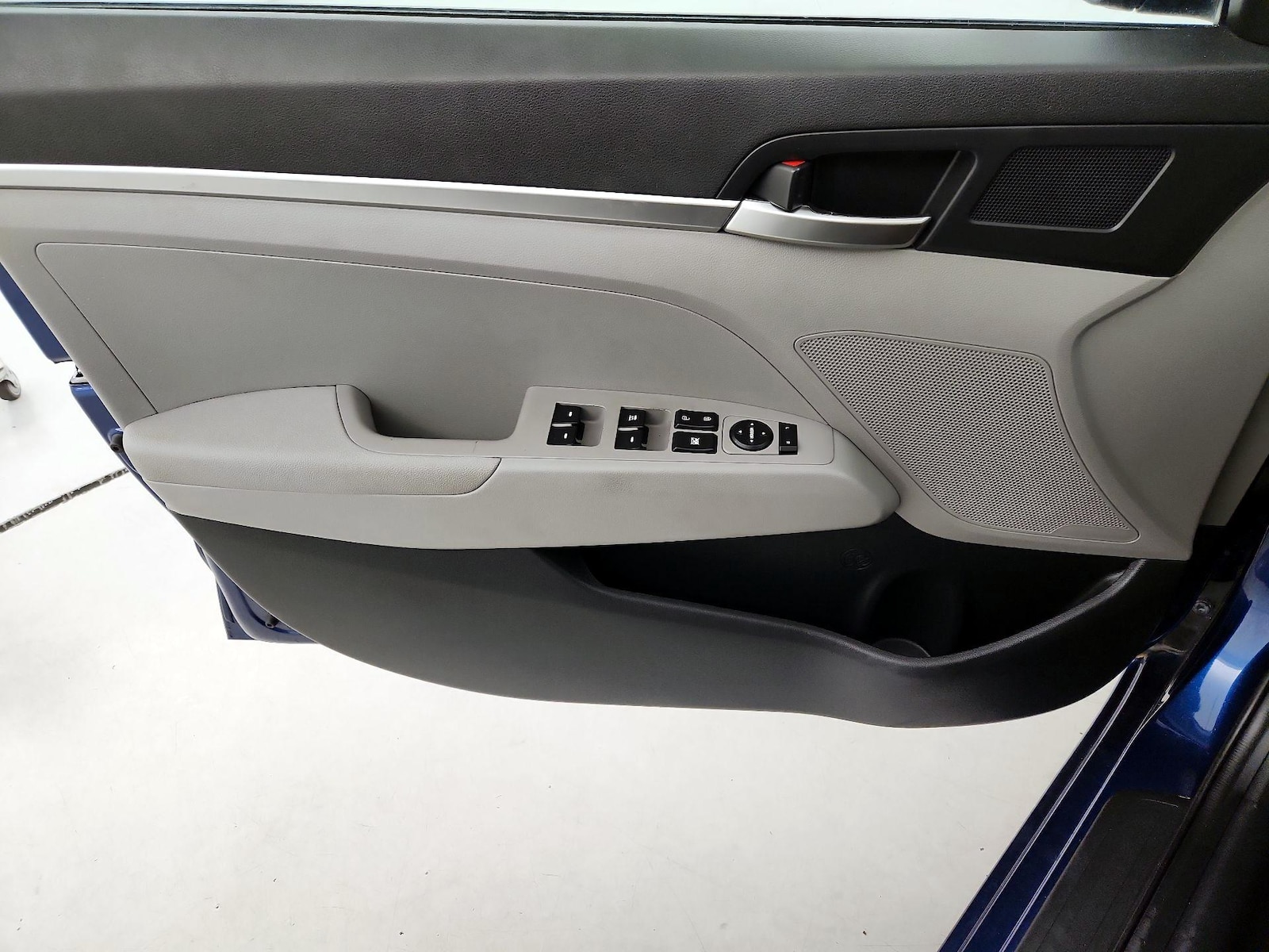 2020 Hyundai Elantra SE - Photo 13
