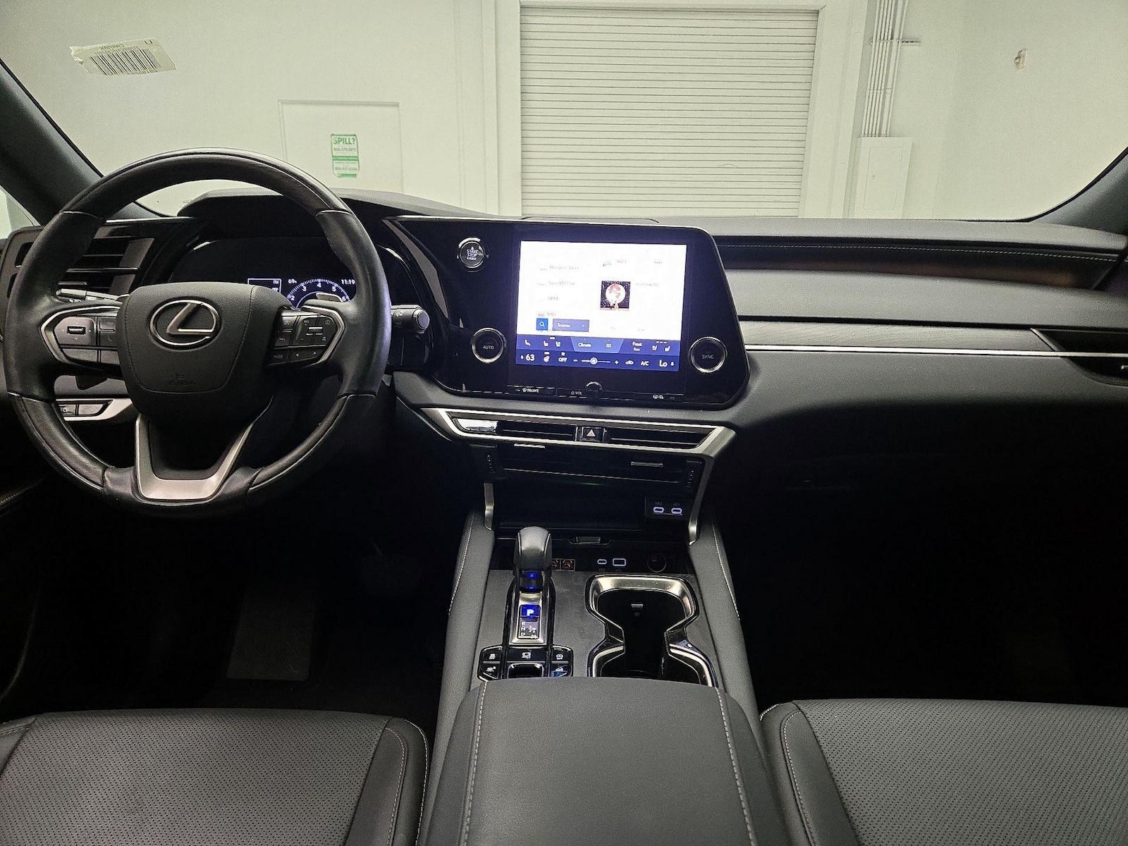 2023 Lexus RX 350 - Photo 10
