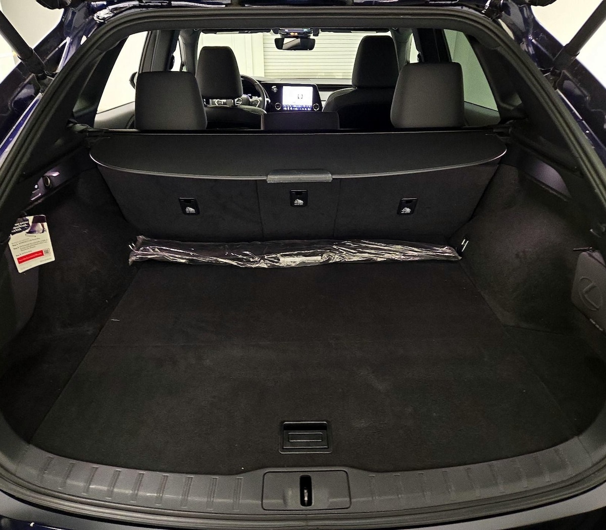 Trunk/Cargo (Seats Up)