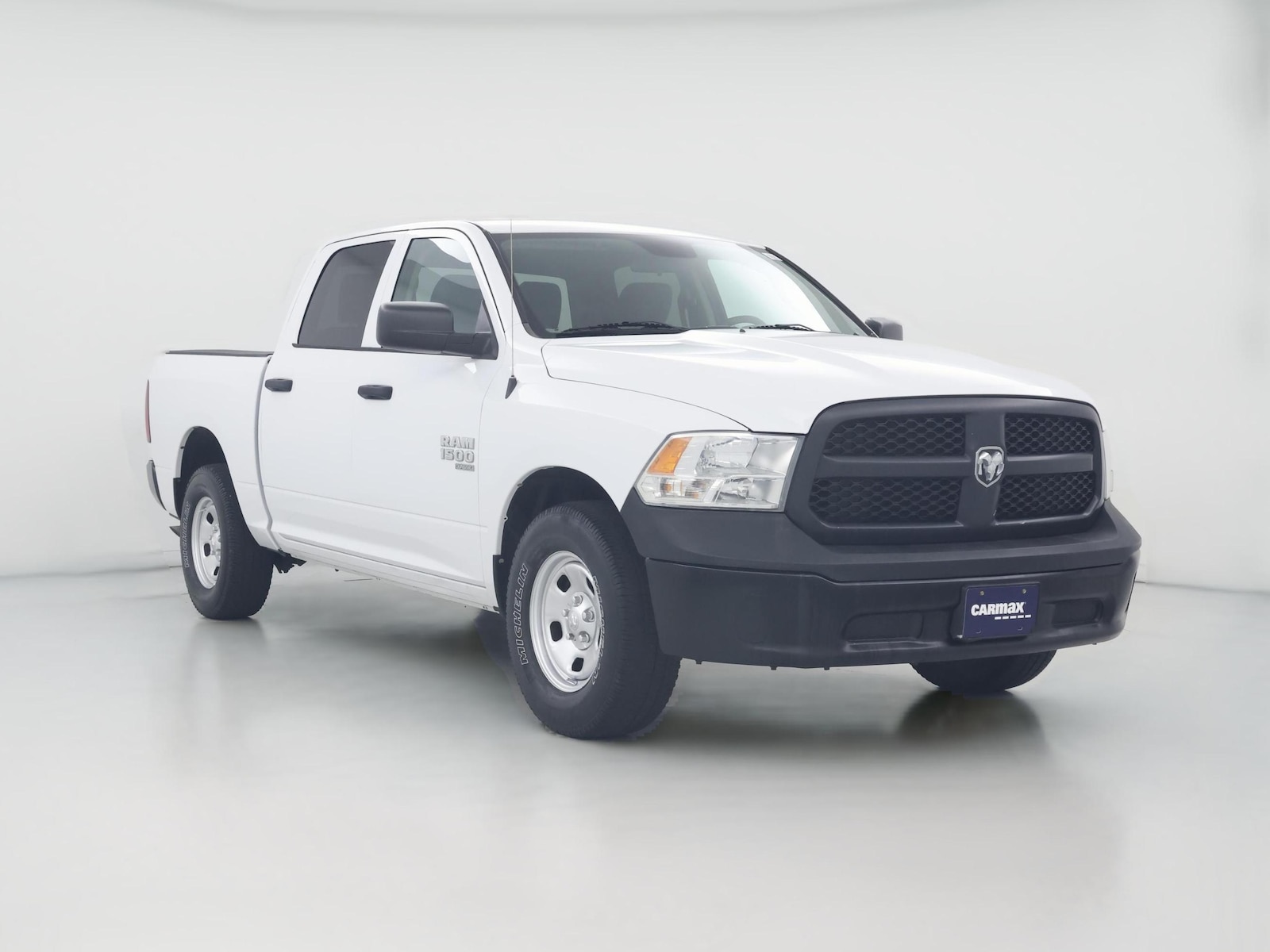 Bed Liner & Tow Hitch