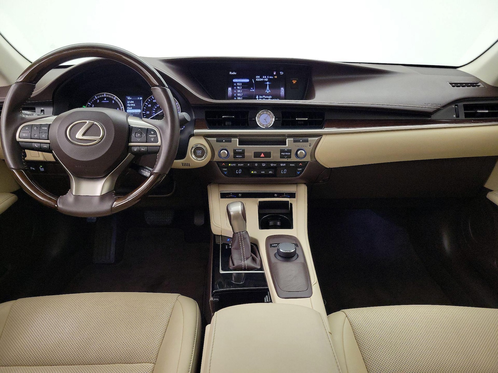 2016 Lexus ES 350 - Photo 10