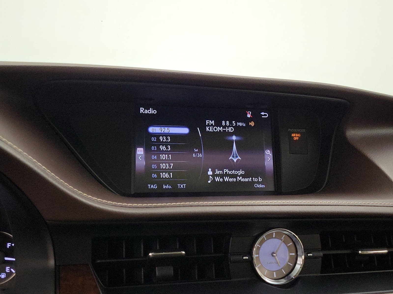 2016 Lexus ES 350 - Photo 16