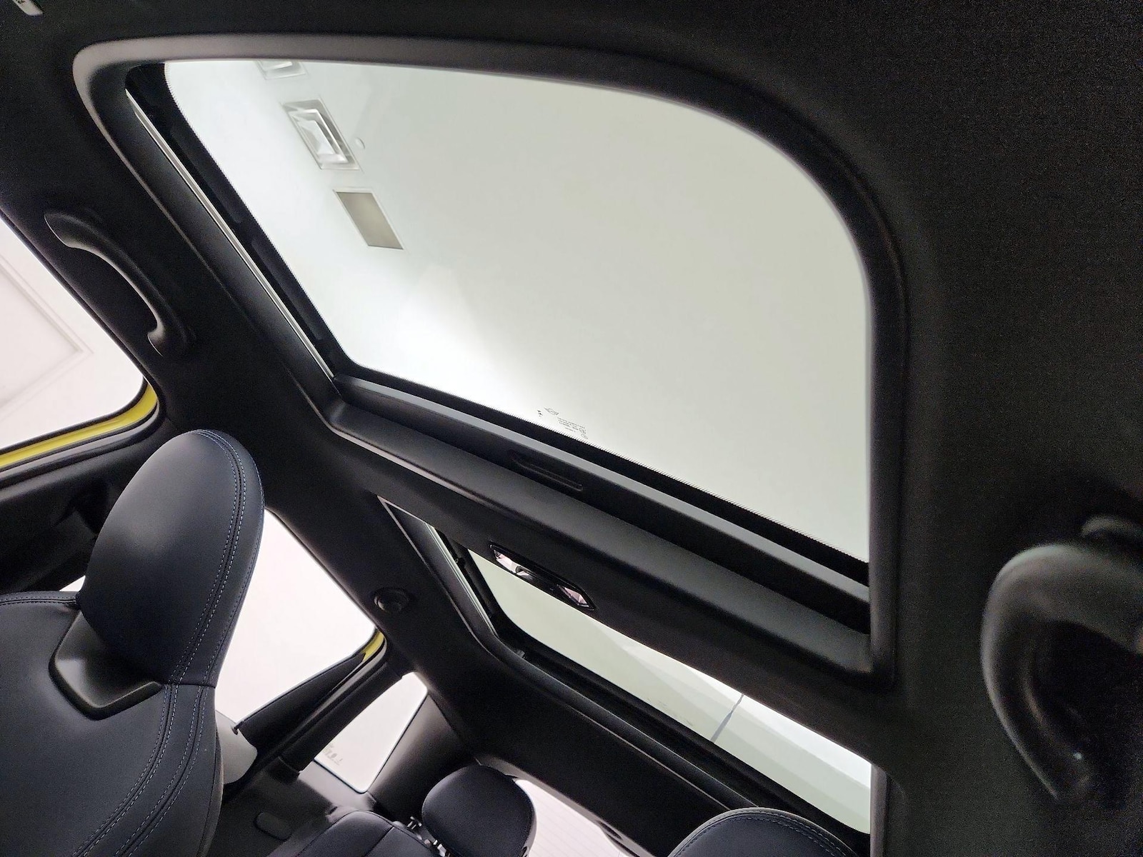 2025 MINI Hardtop 4 Door S - Photo 20