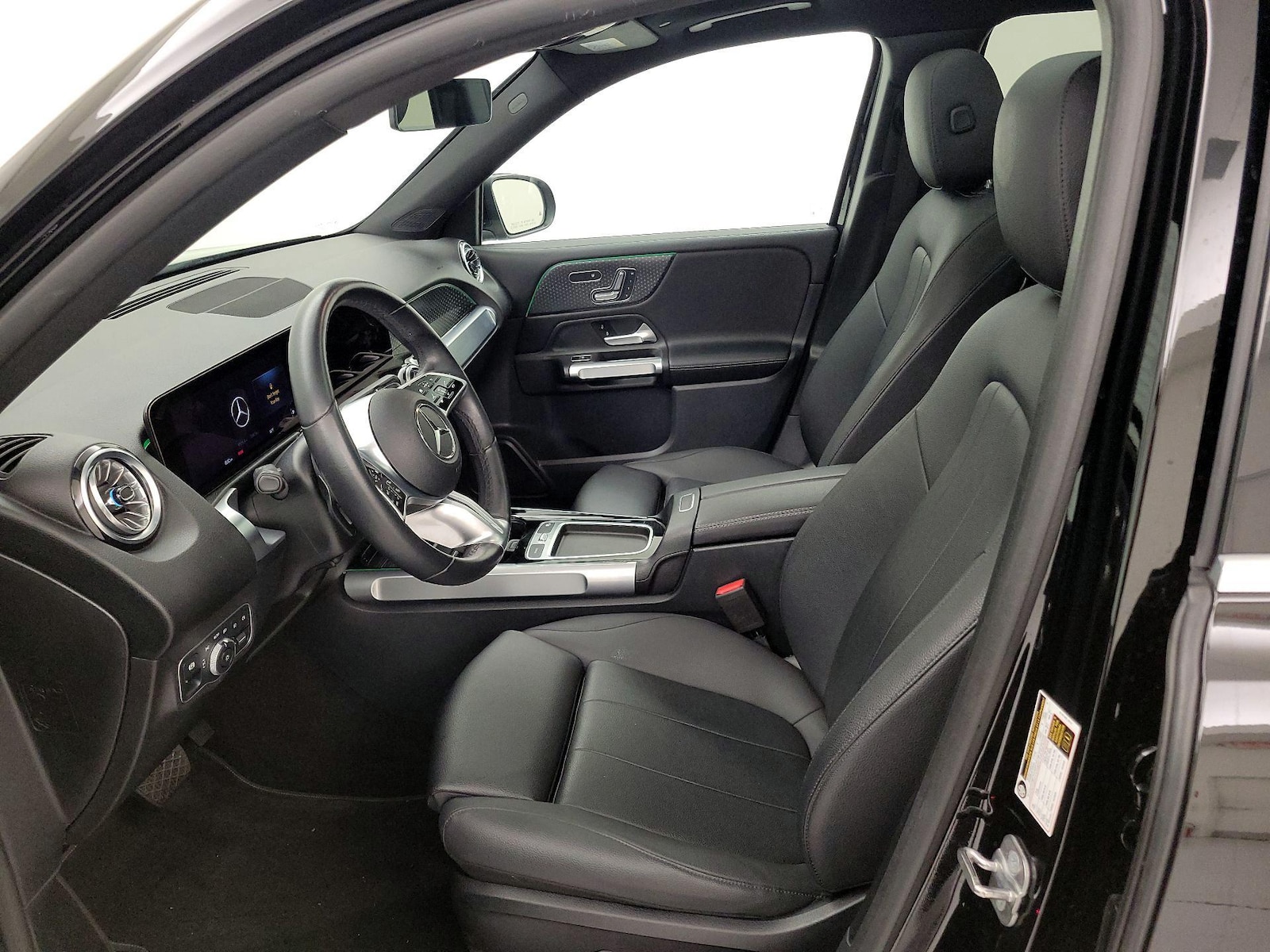 2025 Mercedes-Benz GLB Base - Photo 12