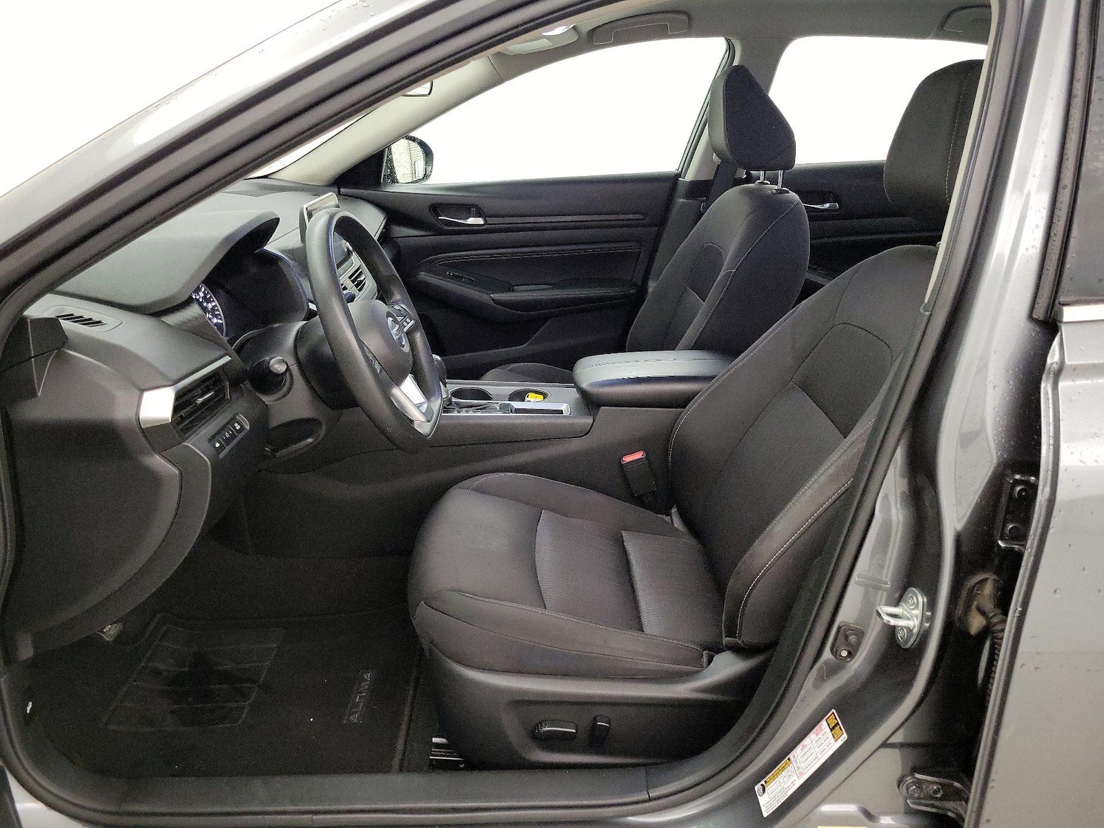 Power Seat(s) & Side Airbags