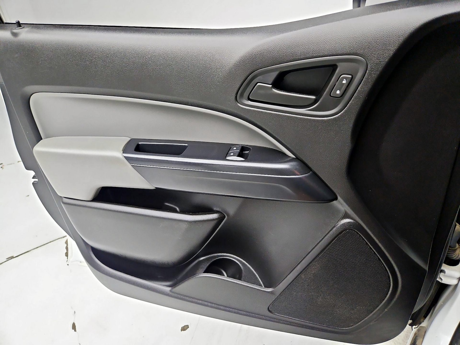 2021 Chevrolet Colorado Work Truck - Photo 13
