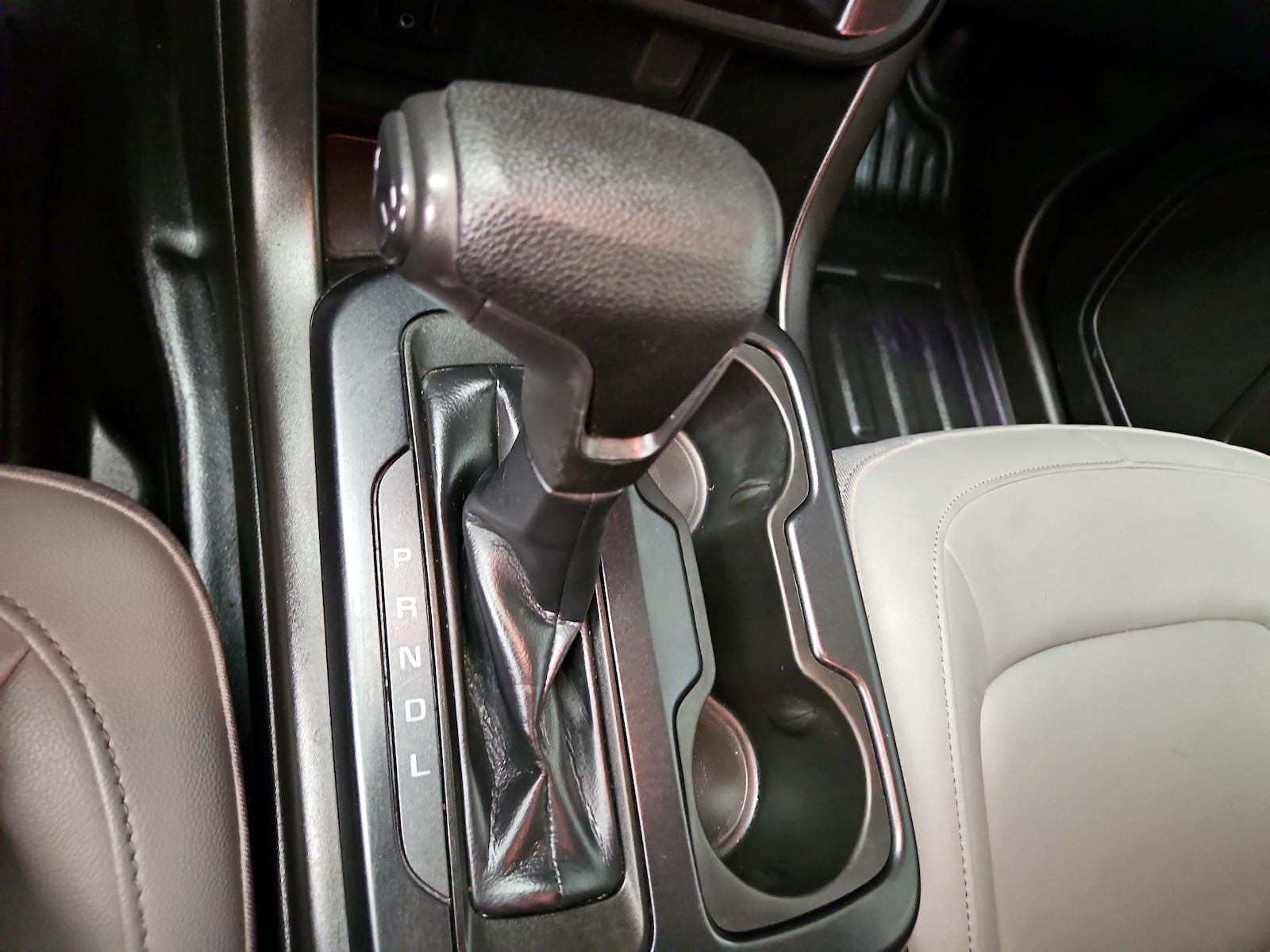 2021 Chevrolet Colorado Work Truck - Photo 18
