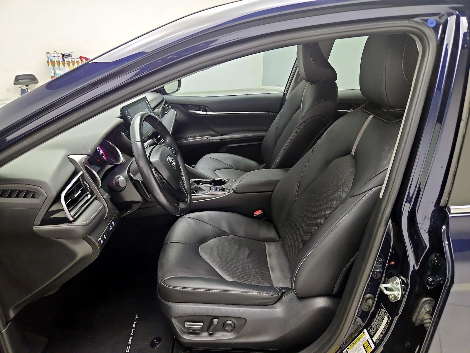2022 Toyota Camry XSE - Photo 12