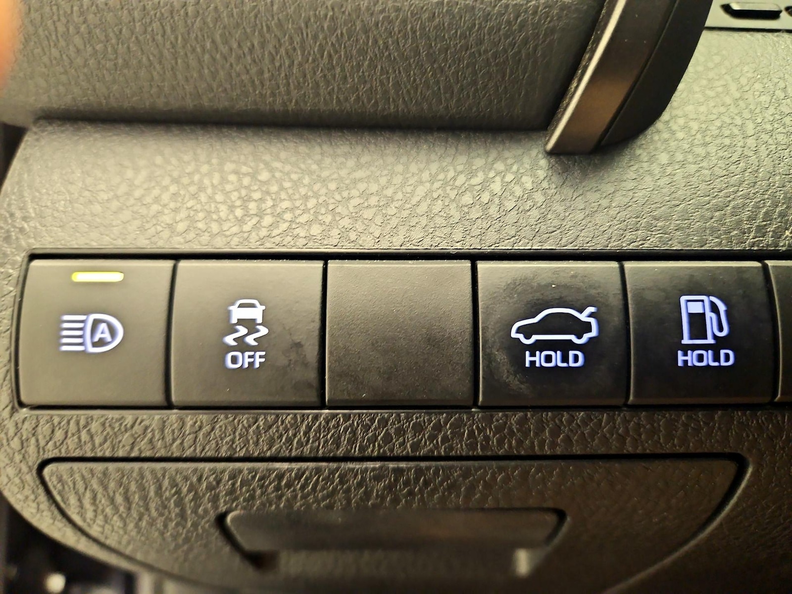 2022 Toyota Camry XSE - Photo 14