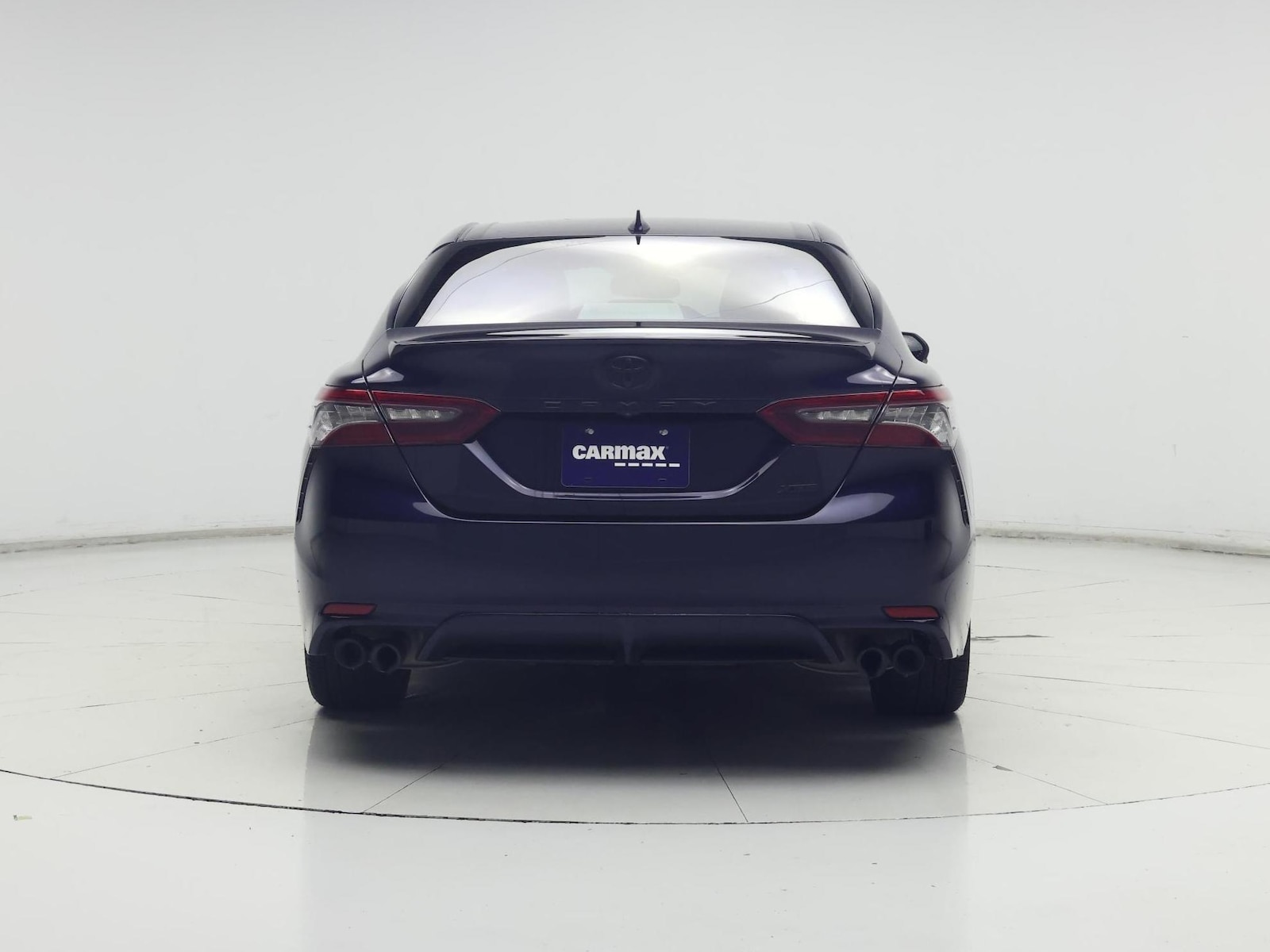 2022 Toyota Camry XSE - Photo 3