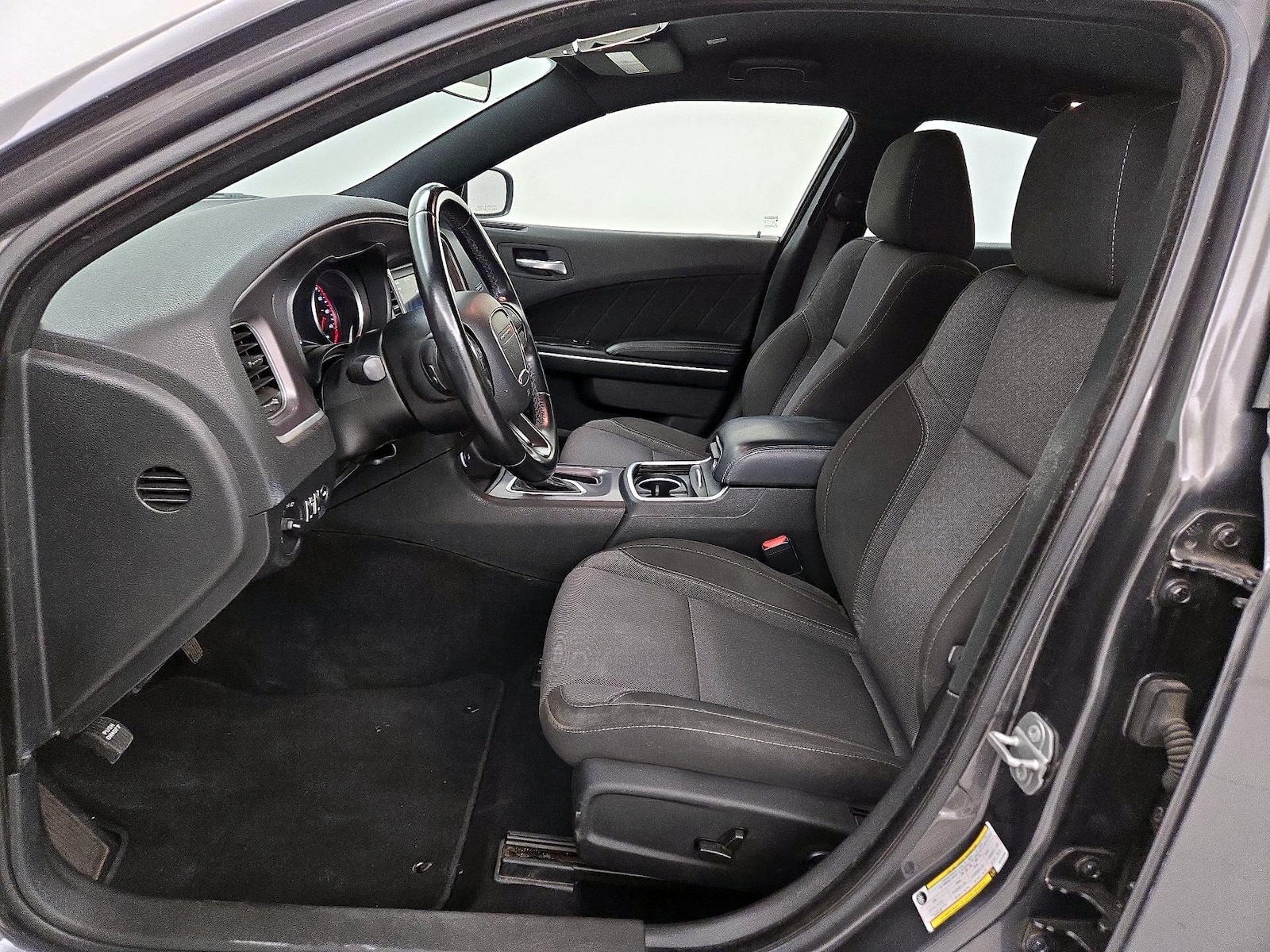 Power Seat(s) & Side Airbags