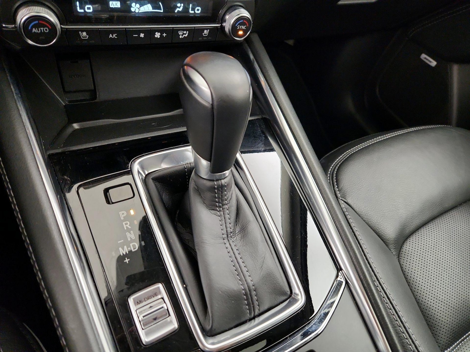 2025 Mazda CX-5 S Premium Plus package - Photo 18