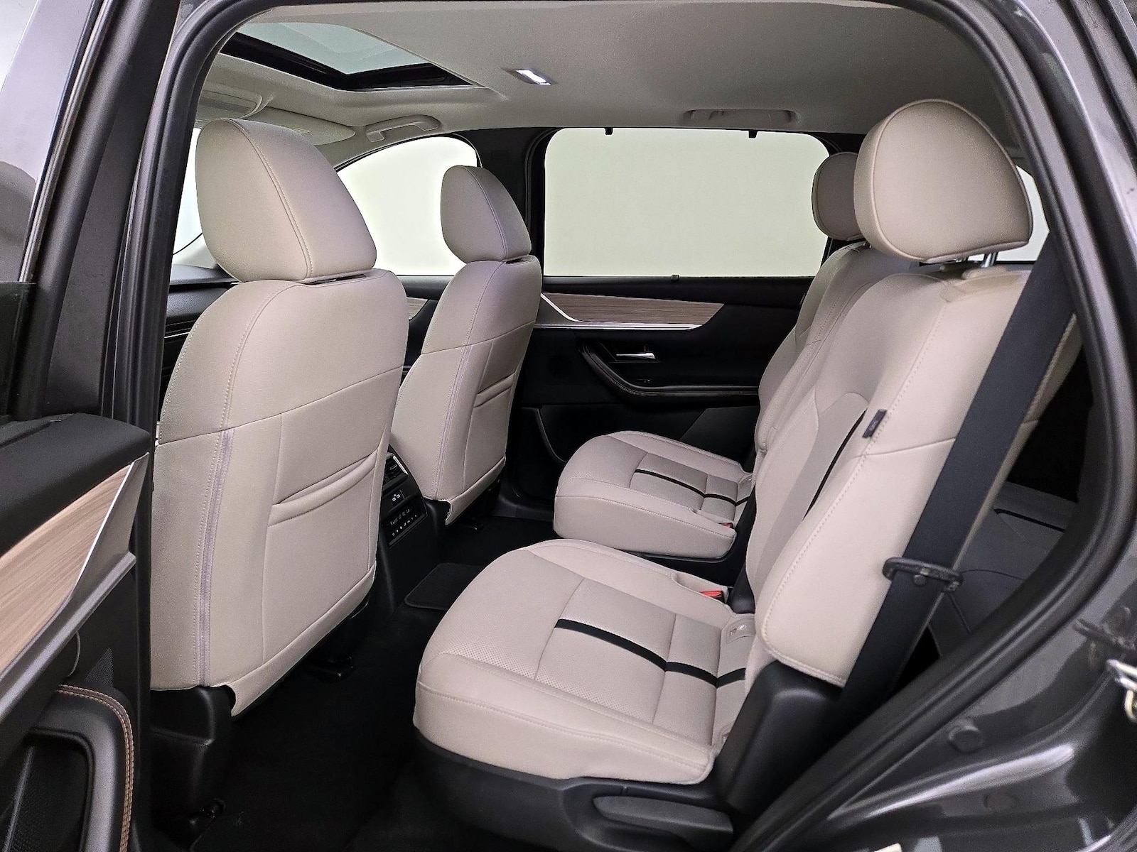 Rear Air Conditioning