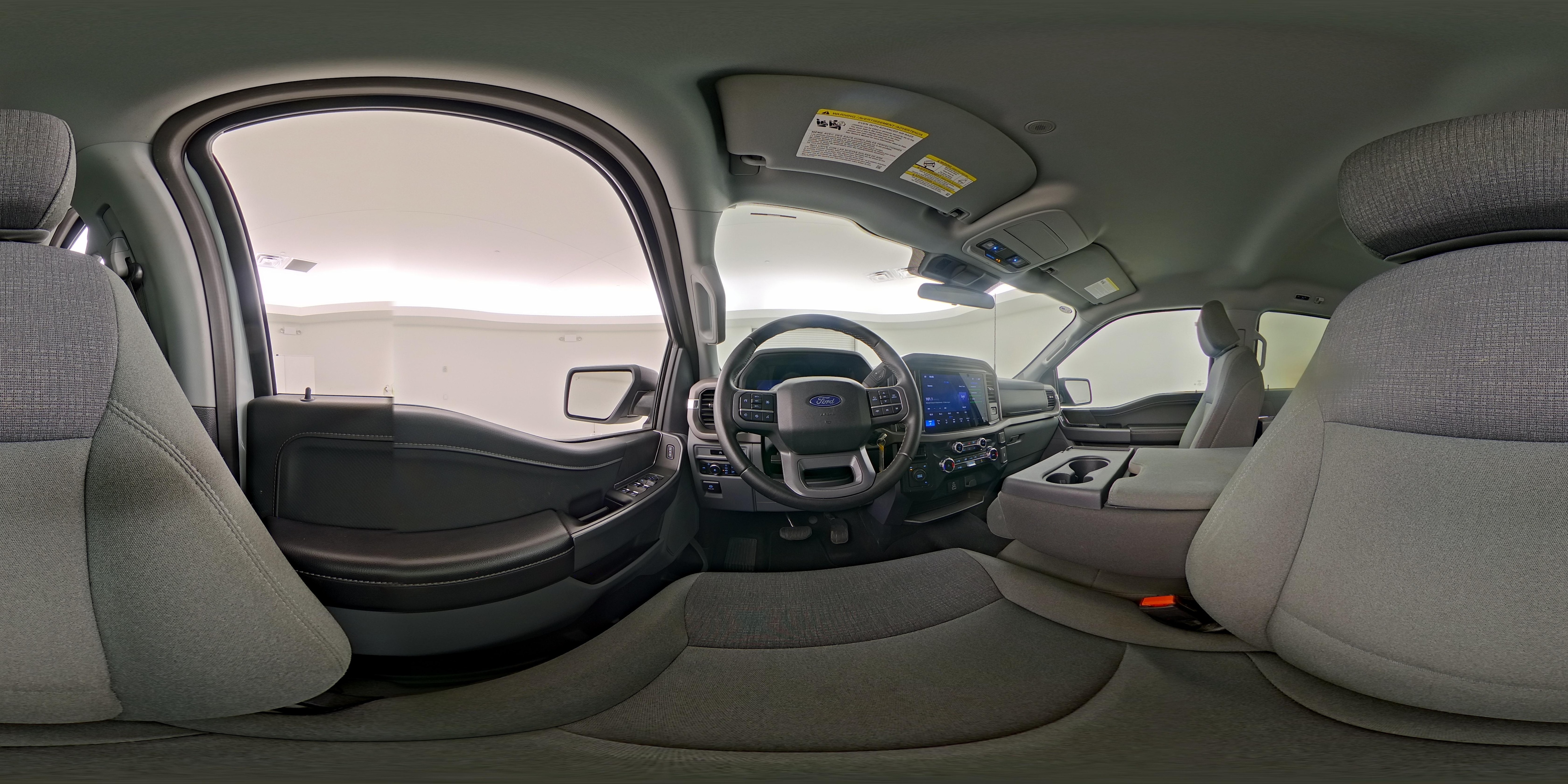 2025 Ford F-150 XLT - Photo 26