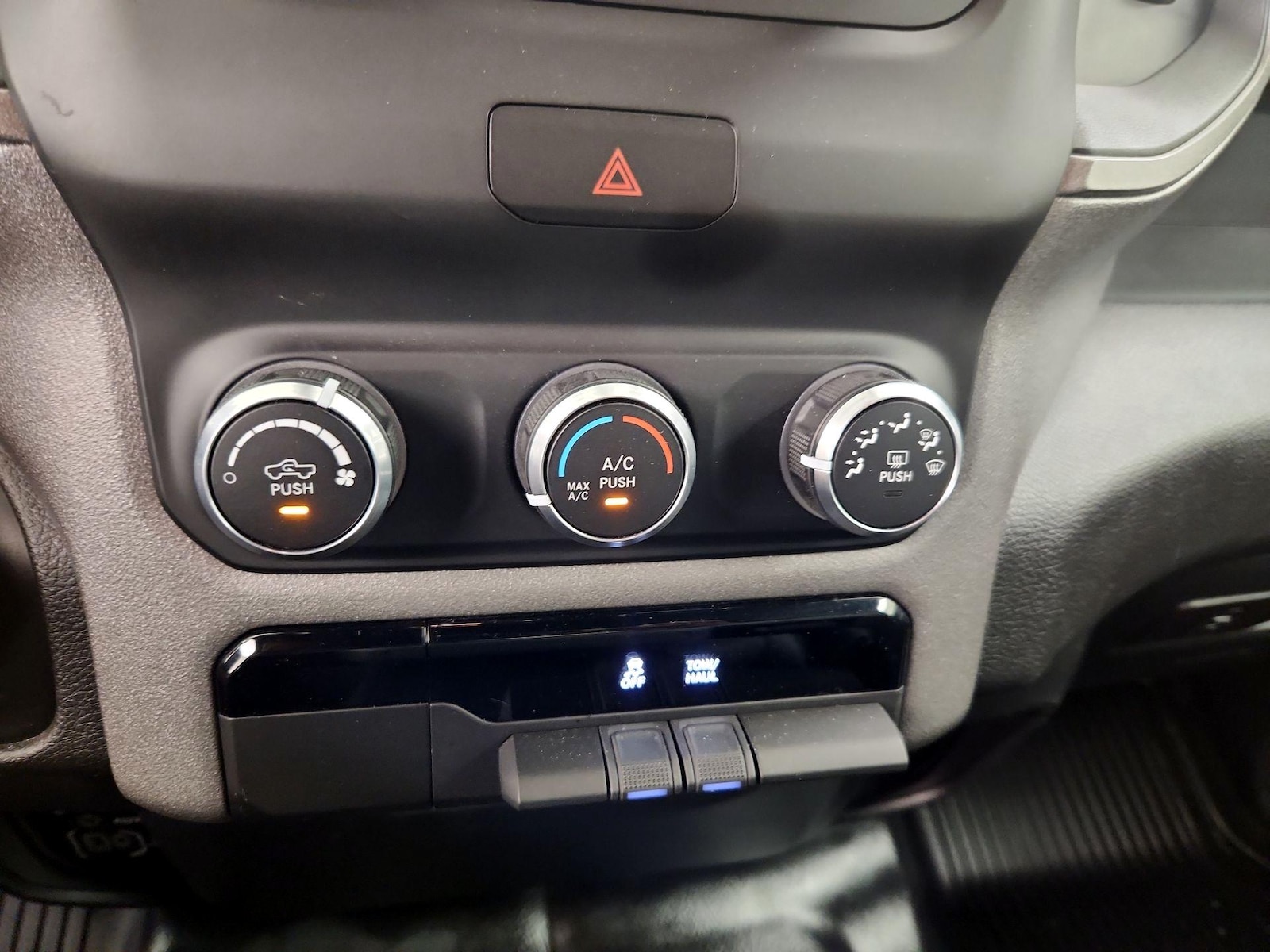 2023 RAM Ram 1500 Pickup Tradesman - Photo 16