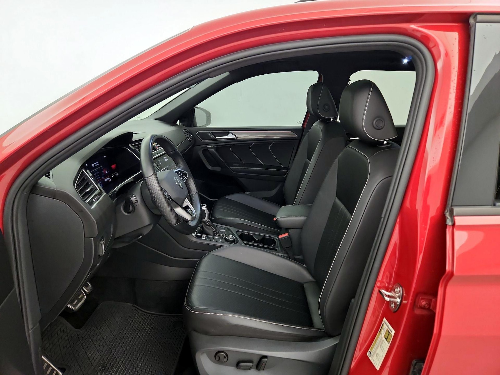 2024 Volkswagen Tiguan SE R-LINE BLACK - Photo 10