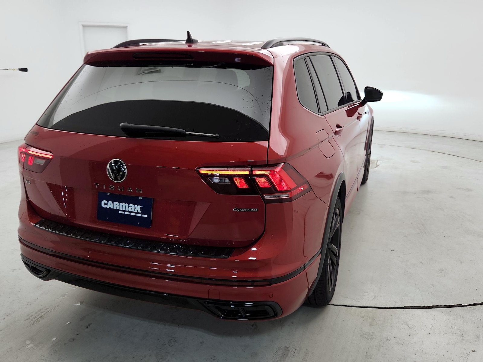 2024 Volkswagen Tiguan SE R-LINE BLACK - Photo 5