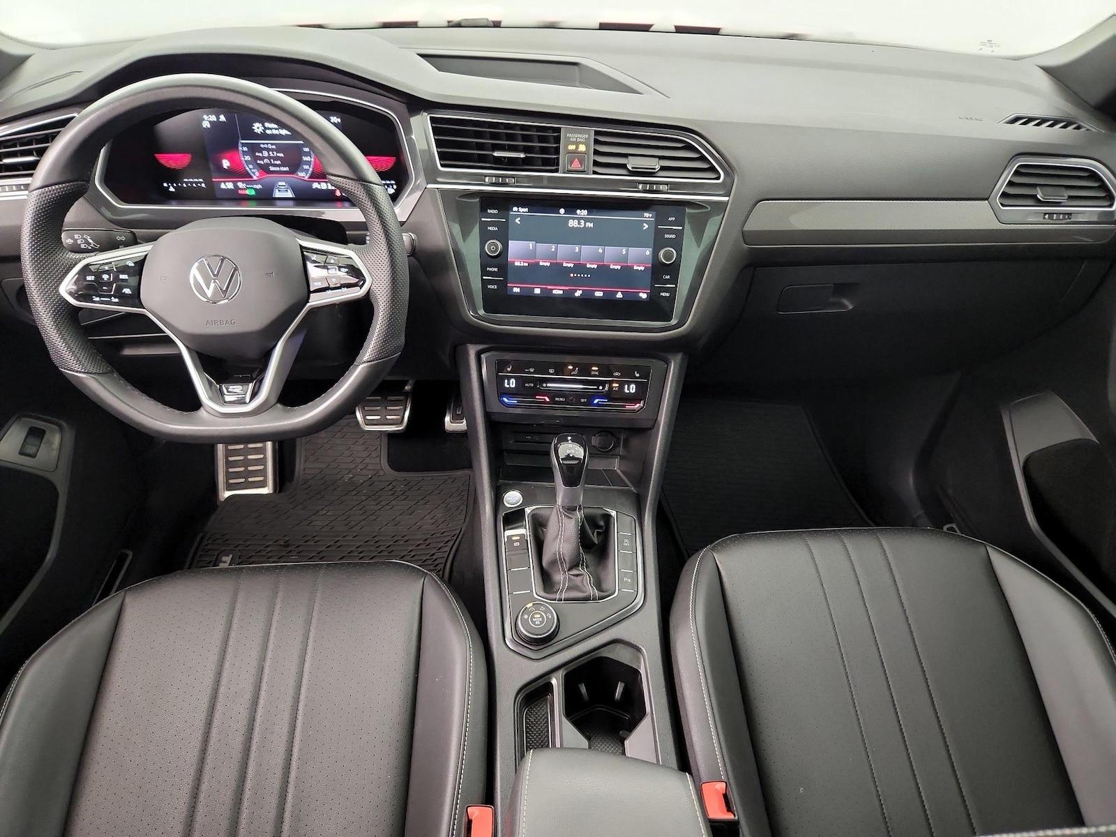 2024 Volkswagen Tiguan SE R-LINE BLACK - Photo 8