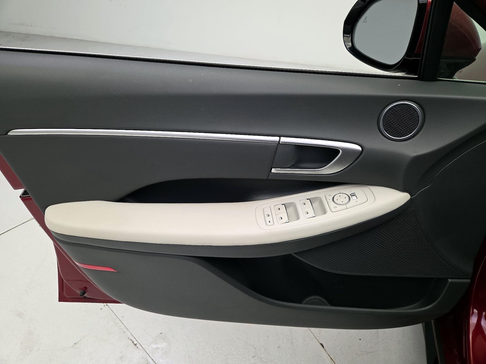 2024 Hyundai Sonata Hybrid SEL - Photo 13