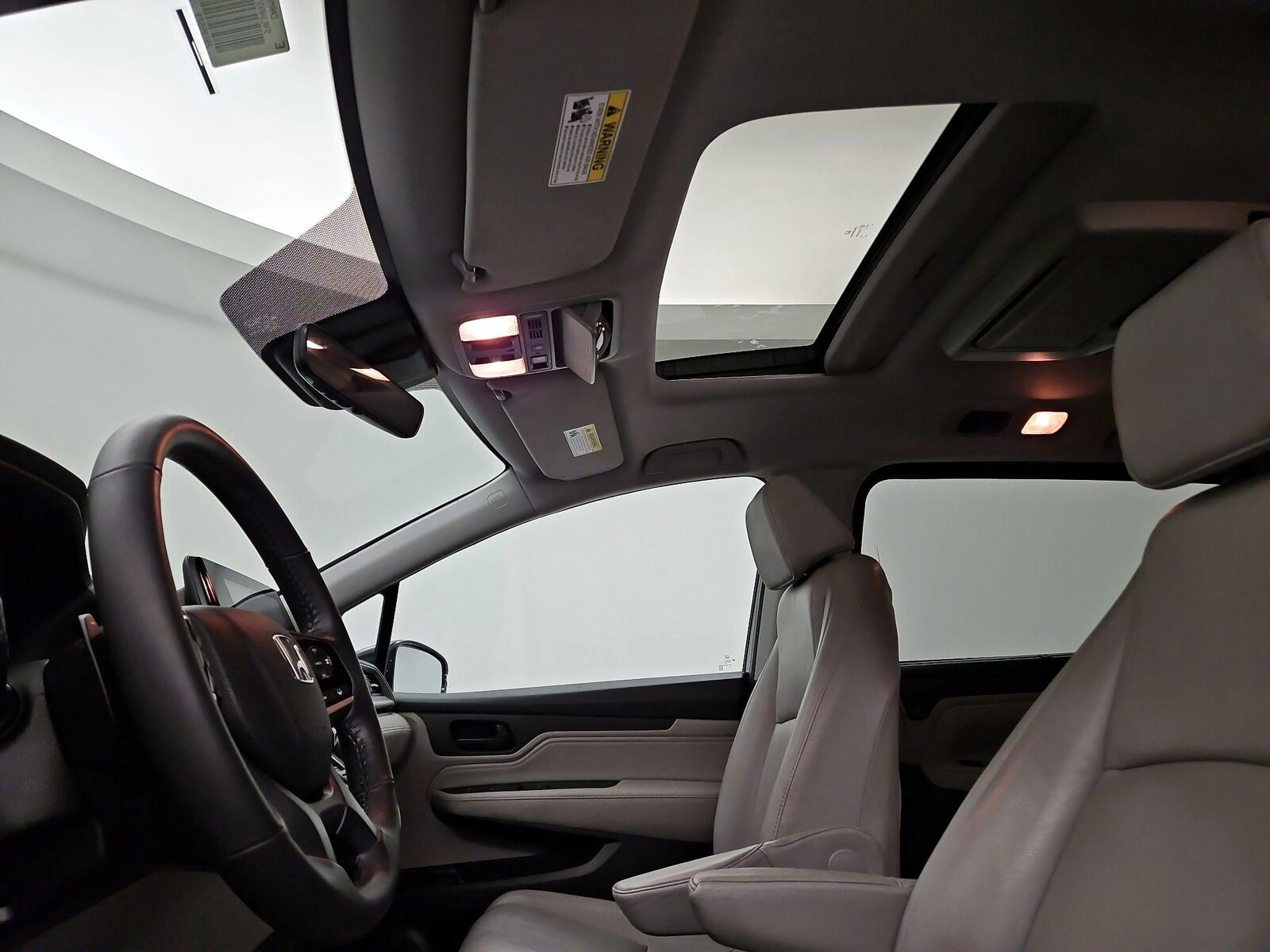 Sunroof(s) & Overhead Airbags